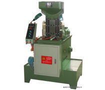 普通沖床 制造業的基石設備